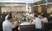 学校召开综治领导小组会议