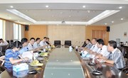 省公安厅国保总队副总队长胡新国一行来校调研