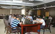 学校召开综治维稳工作领导小组会议 